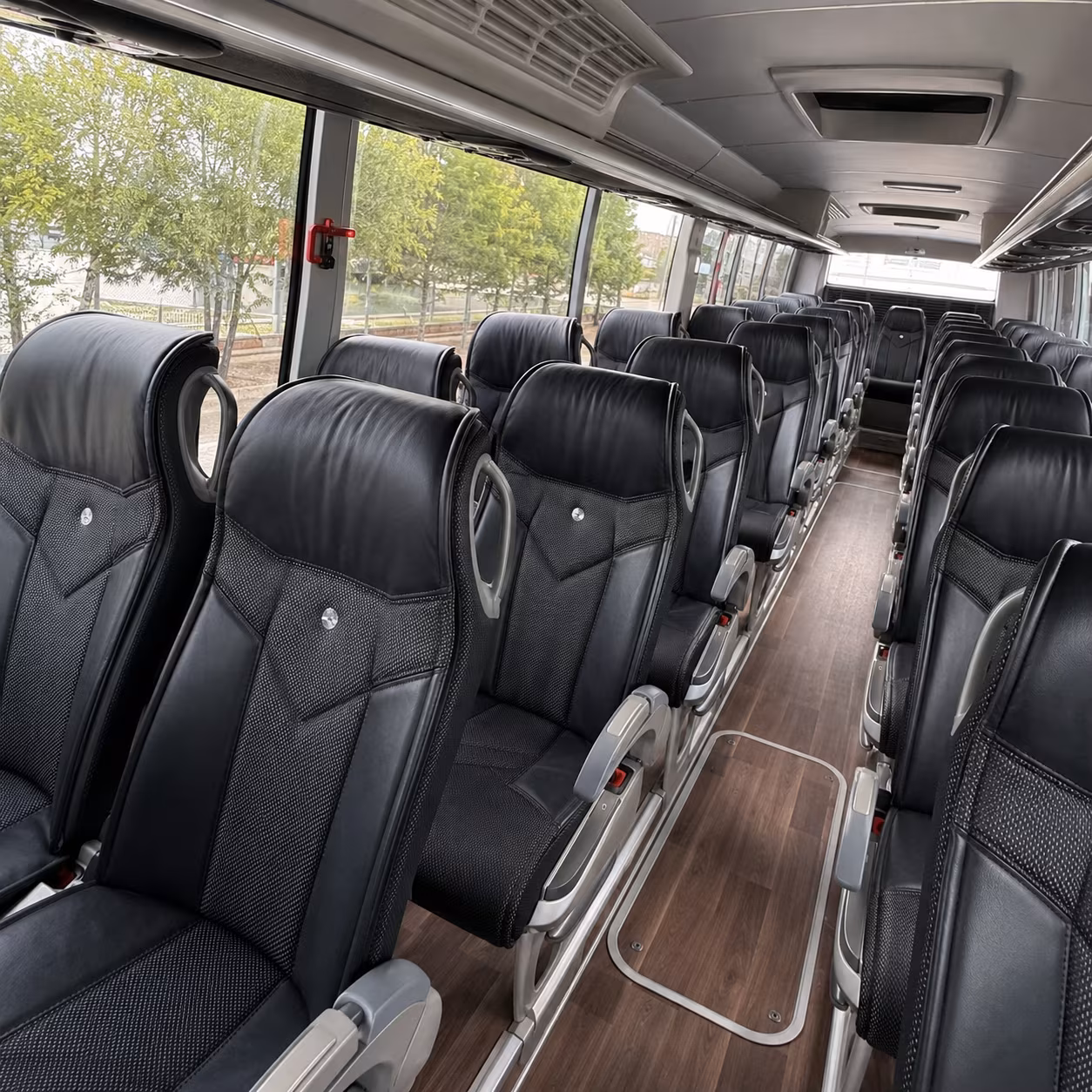 long distance charter bus runs from trenton to new york city philadelphia and beyond